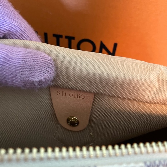 SOLD 😻 - Picture 9 of 12